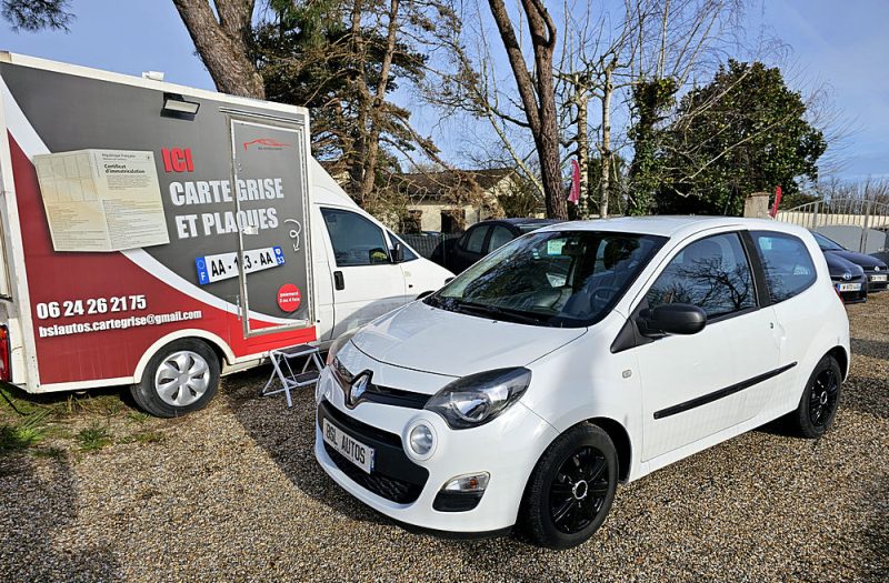 RENAULT TWINGO II 2014