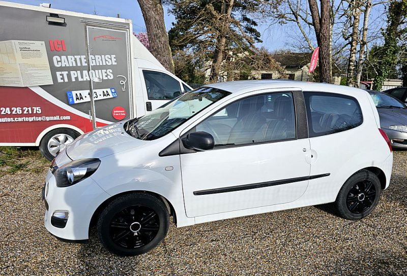 RENAULT TWINGO II 2014