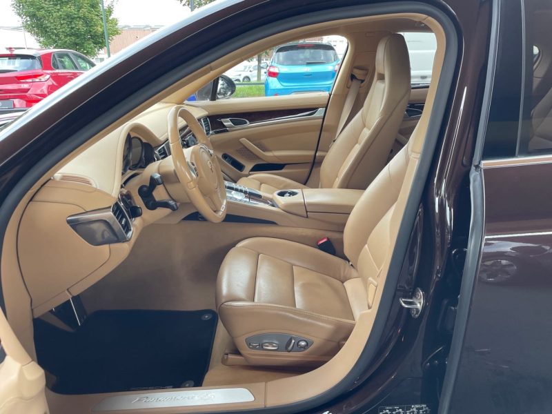 PORSCHE PANAMERA 2009