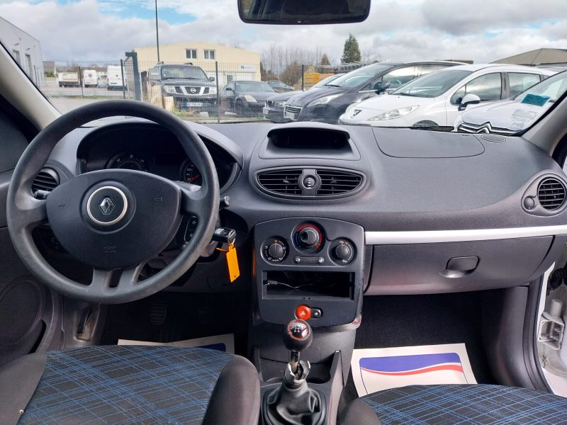 RENAULT CLIO III 