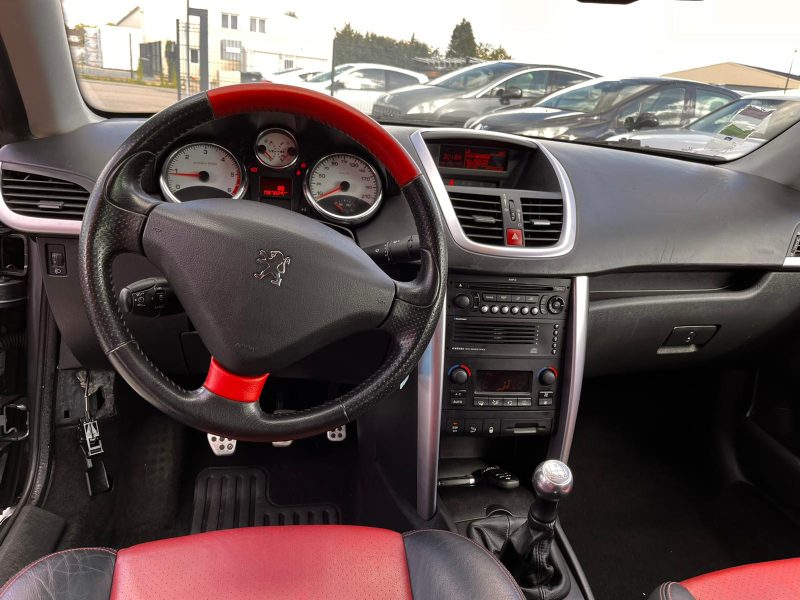 PEUGEOT 207 1.6 HDi 110 Sport