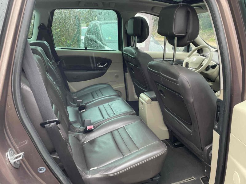 RENAULT SCÉNIC III 2.0DCI 150CV