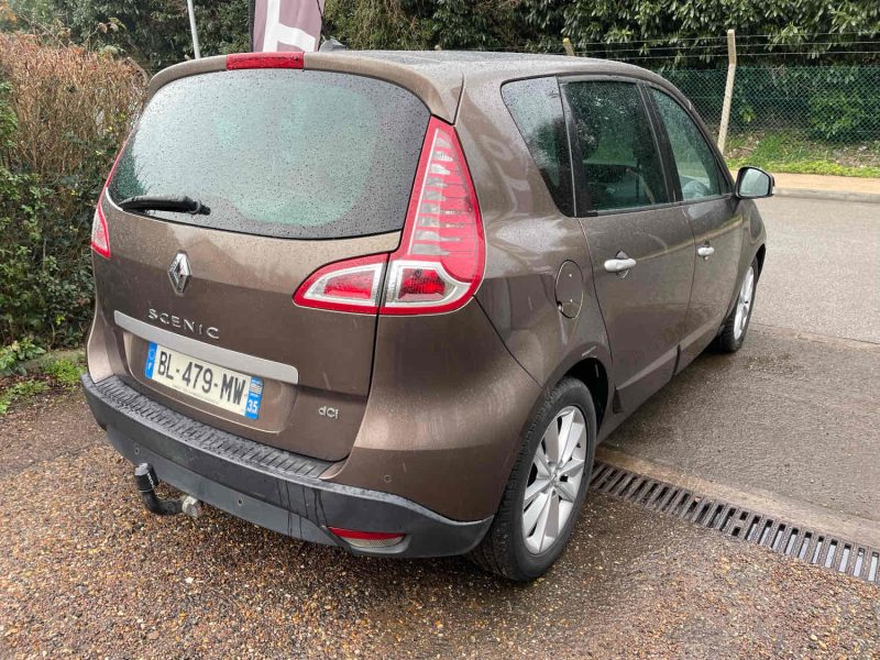 RENAULT SCÉNIC III 2.0DCI 150CV