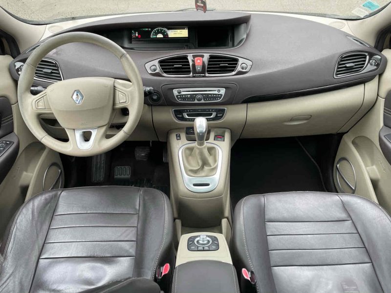 RENAULT SCÉNIC III 2.0DCI 150CV