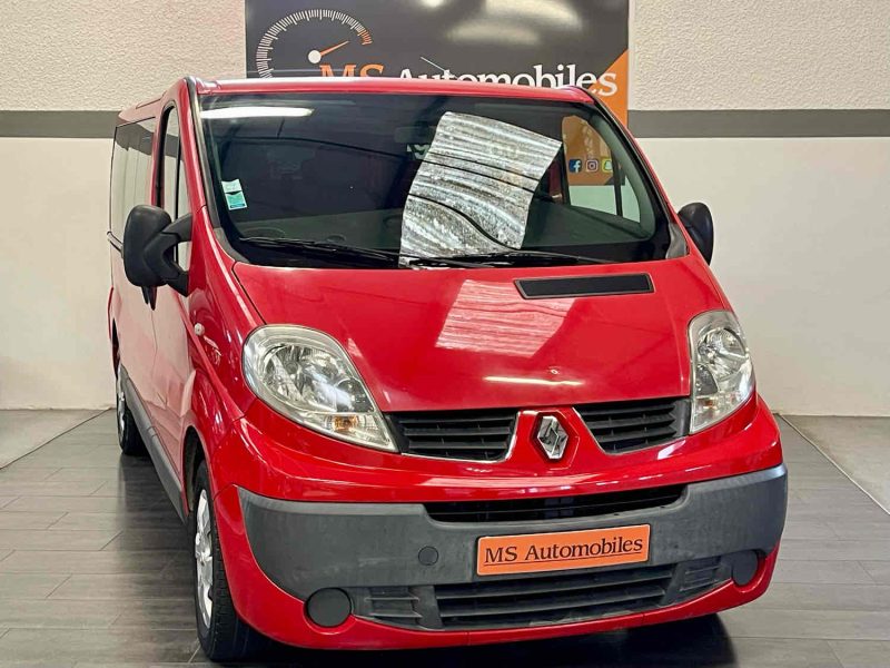 RENAULT TRAFIC II  2009