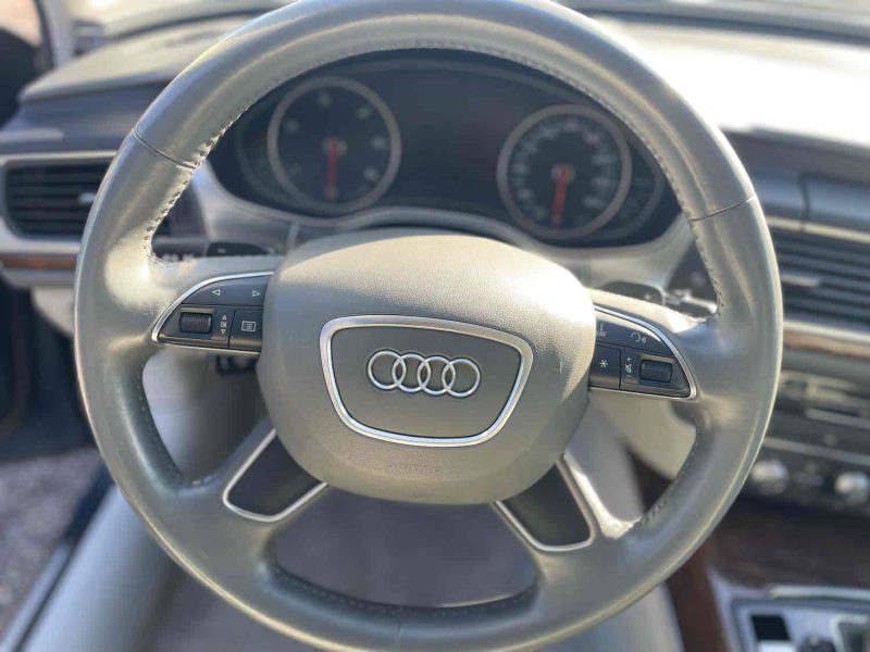 AUDI A6  2011 GARANTIE