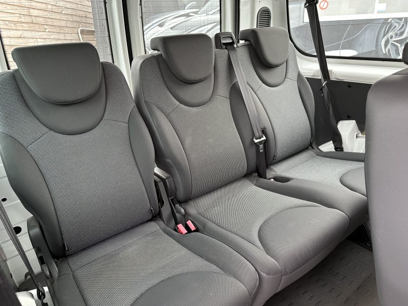 PEUGEOT EXPERT TEPEE 2.0 HDi 100ch 9 PLACES TVA RECUP