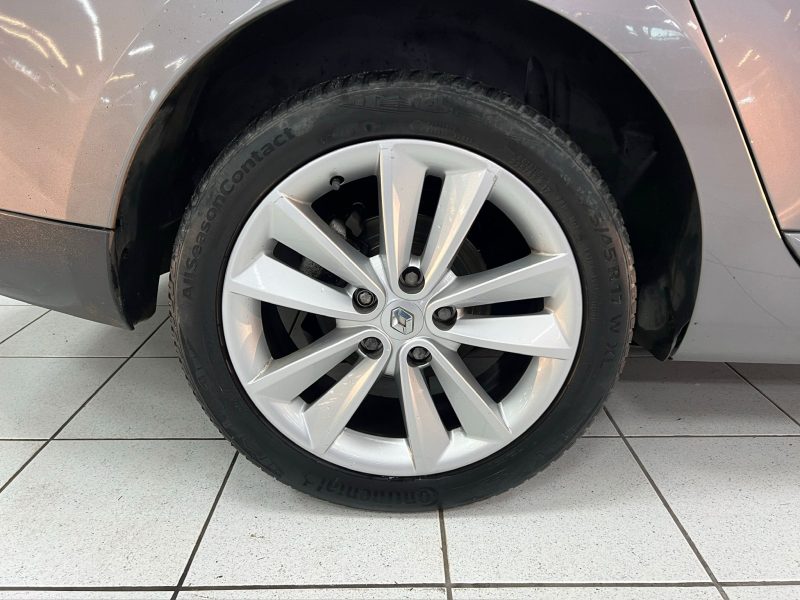 RENAULT MEGANE III Grandtour 2.0 dCi 150cv