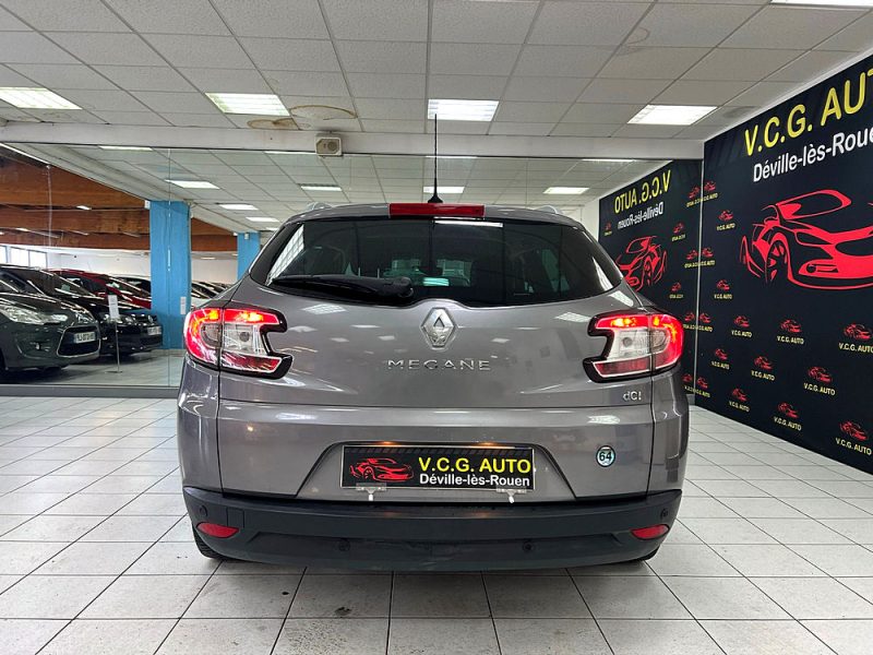 RENAULT MEGANE III Grandtour 2.0 dCi 150cv