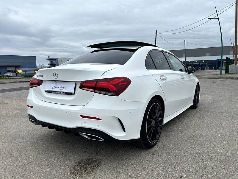 MERCEDES-BENZ CLASSE A 180D BERLINE AMG LINE
