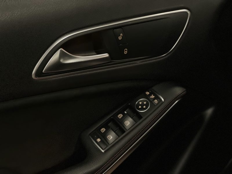 MERCEDES CLASSE A 250 7G-DCT FASCINATION 211CH