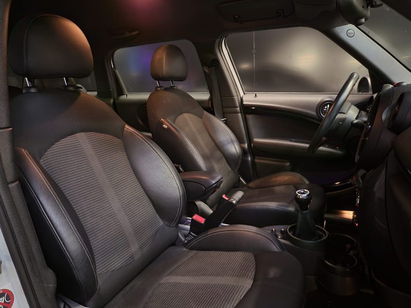 MINI COUNTRYMAN COOPER S 1.6 i ALL4 184cv /SIEGES CHAUFFANTS+LUMIERES D'AMBIANCE+REGULATEUR/LIMITEUR