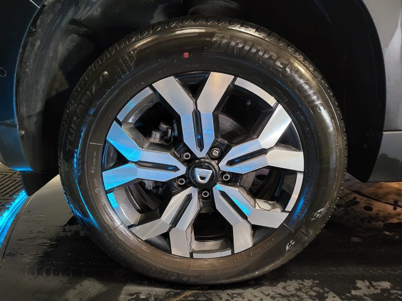 DACIA DUSTER II 1.5 BluedCi 115cv Prestige+ BVM6 / DEMARRAGE SANS CLE/DETECTION ANGLES MORTS/CAMERA 