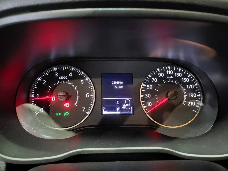 DACIA DUSTER II 1.5 BluedCi 115cv Prestige+ BVM6 / DEMARRAGE SANS CLE/DETECTION ANGLES MORTS/CAMERA 