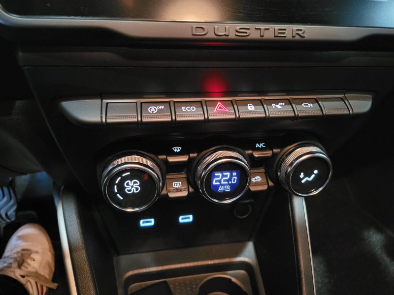 DACIA DUSTER II 1.5 BluedCi 115cv Prestige+ BVM6 / DEMARRAGE SANS CLE/DETECTION ANGLES MORTS/CAMERA 