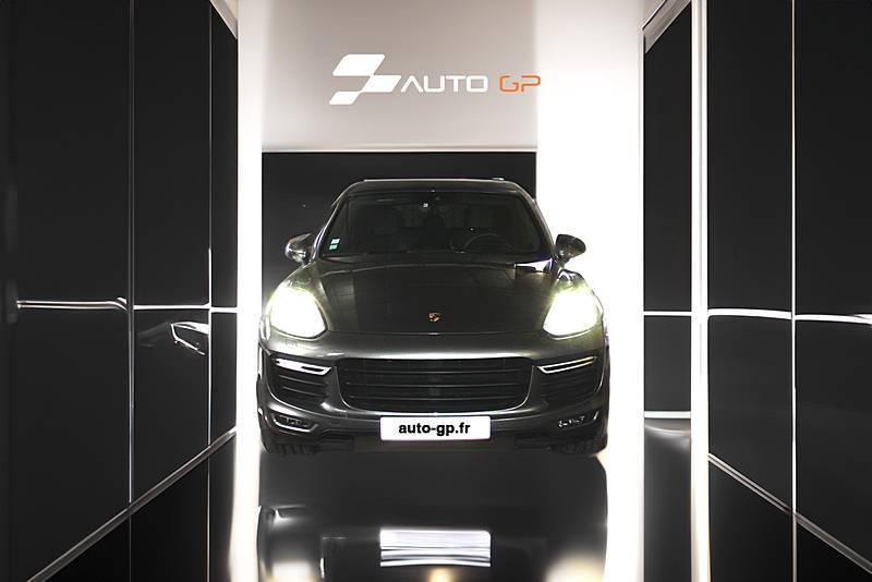 PORSCHE CAYENNE TURBO 