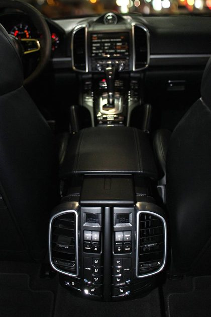 PORSCHE CAYENNE TURBO 