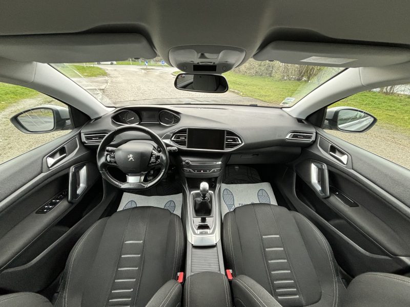 Peugeot 308 SW ll 1.2 E-THP 130 CH BVM6 ALLURE