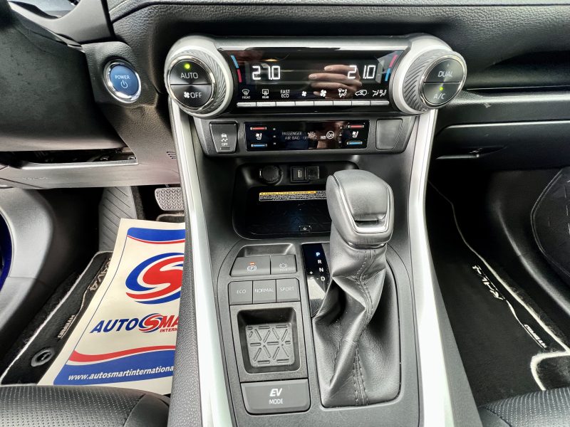 TOYOTA RAV 4 V 2WD 218cv LOUNGE 2022