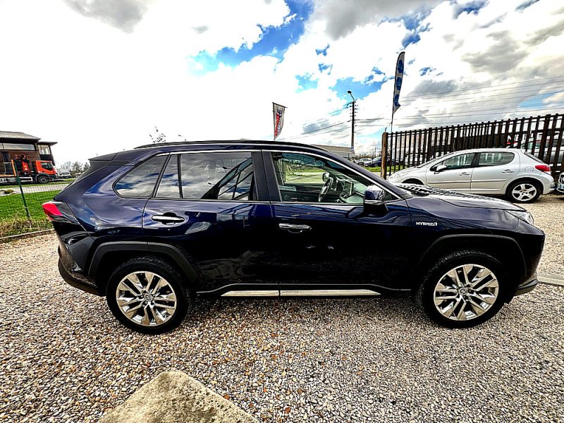 TOYOTA RAV 4 V 2WD 218cv LOUNGE 2022