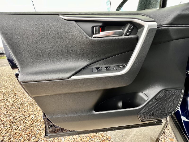 TOYOTA RAV 4 V 2WD 218cv LOUNGE 2022