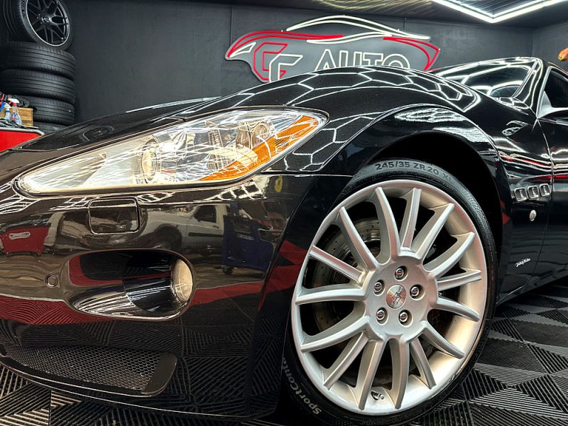 MASERATI GRAN TURISMO I 2009