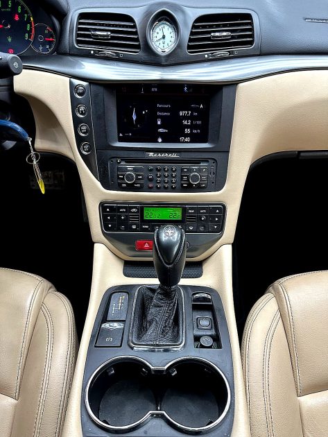 MASERATI GRAN TURISMO I 2009