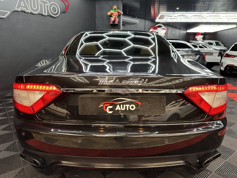 MASERATI GRAN TURISMO I 2009