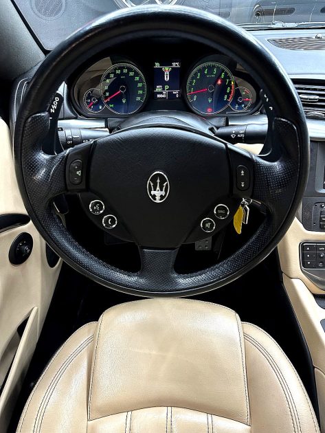 MASERATI GRAN TURISMO I 2009