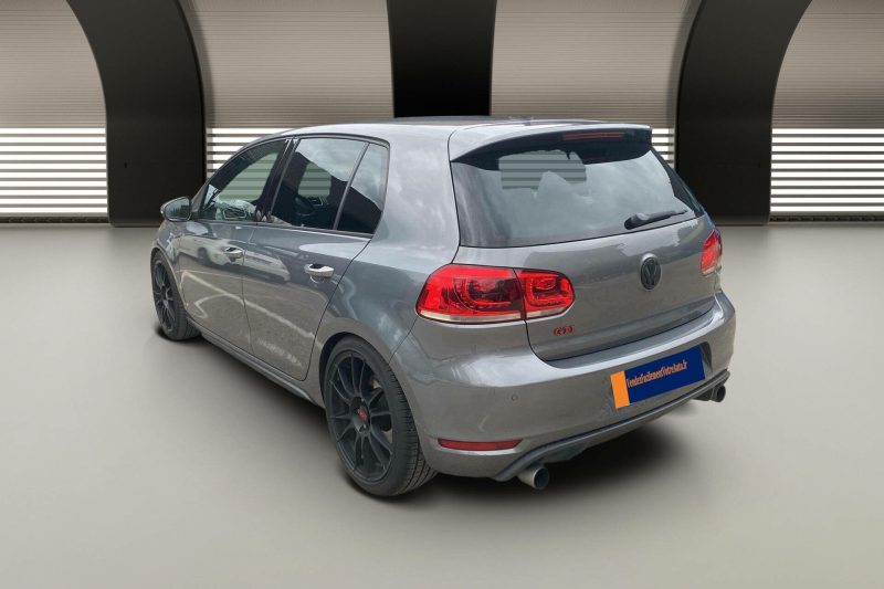 Volkswagen Golf VI GTI 2.0 TSI 210ch 