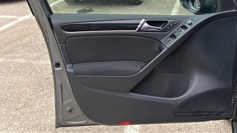 Volkswagen Golf VI GTI 2.0 TSI 210ch 