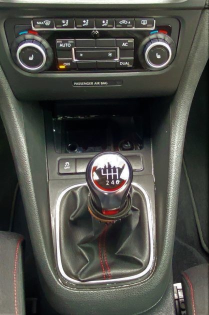 Volkswagen Golf VI GTI 2.0 TSI 210ch 