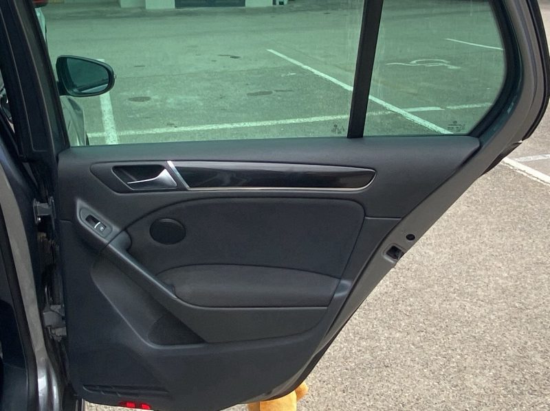 Volkswagen Golf VI GTI 2.0 TSI 210ch 