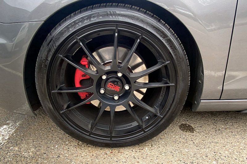 Volkswagen Golf VI GTI 2.0 TSI 210ch 