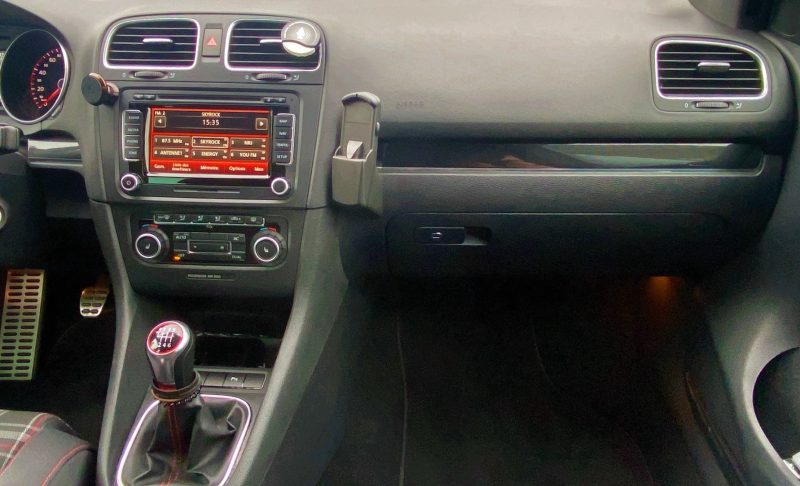 Volkswagen Golf VI GTI 2.0 TSI 210ch 