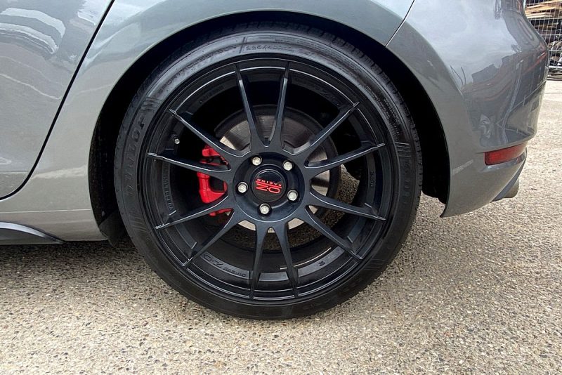 Volkswagen Golf VI GTI 2.0 TSI 210ch 