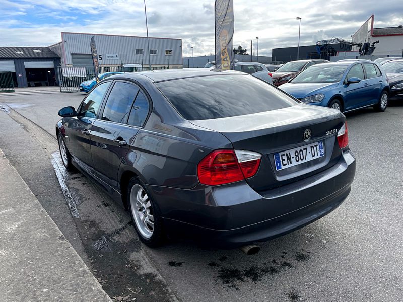B.M.W. SERIE 3 2005