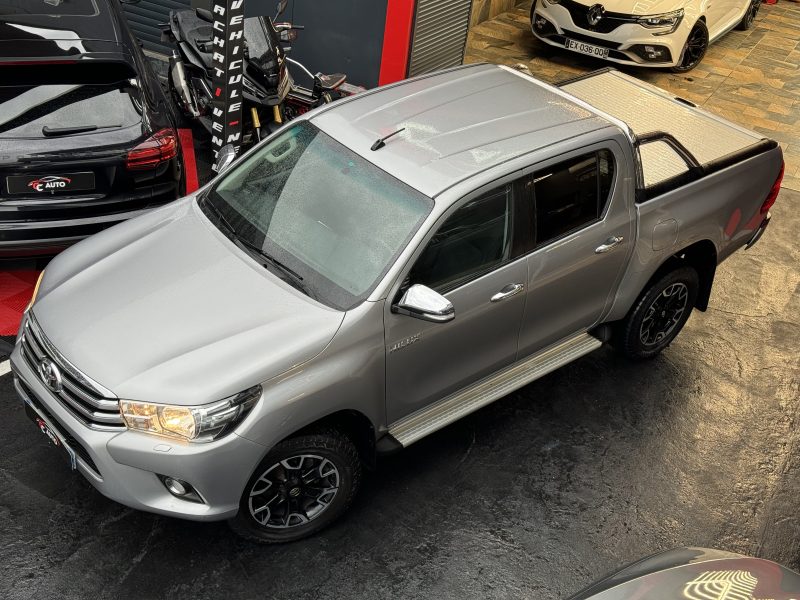 TOYOTA HILUX 2017
