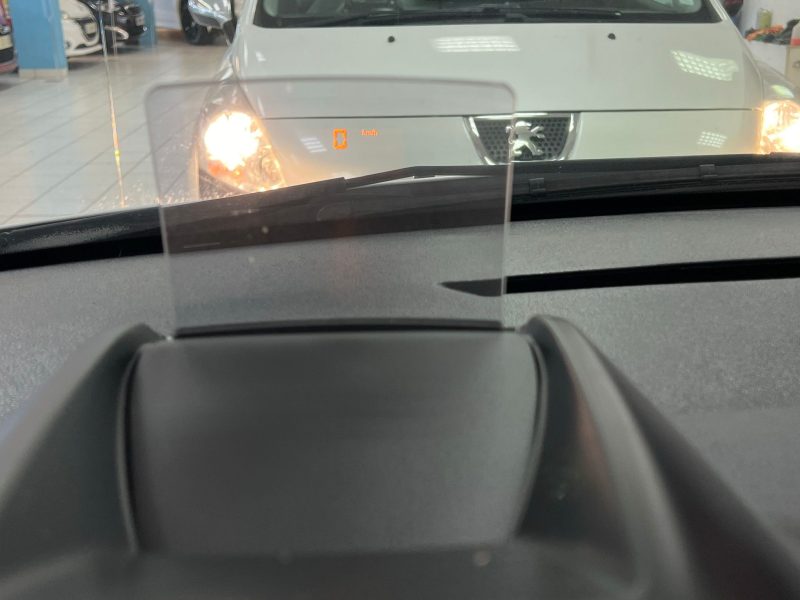 PEUGEOT 3008 Monospace 1.6 HDi 1560cm3 112cv