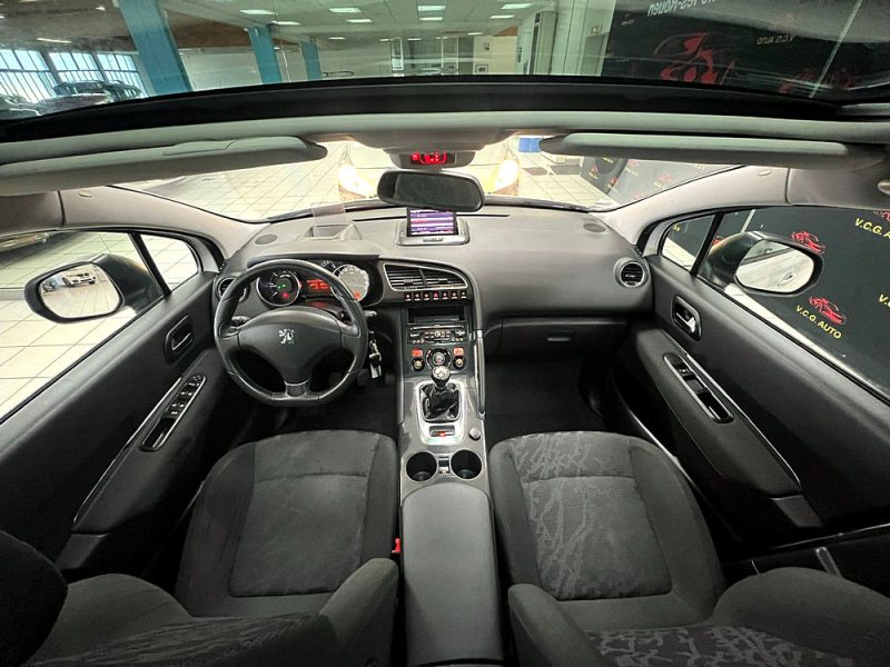 PEUGEOT 3008 Monospace 1.6 HDi 1560cm3 112cv