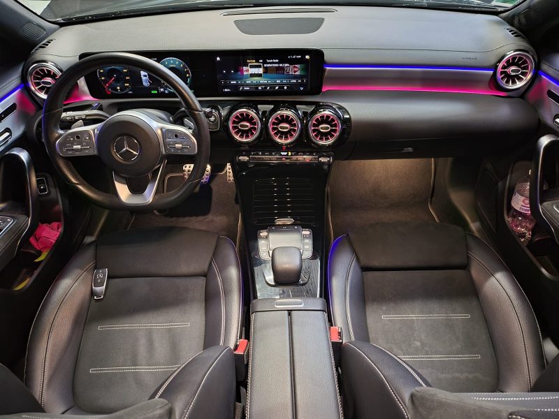 MERCEDES CLASSE A 250 E 218cv AMG LINE FULL OPTIONS / SIEGES ELECTRIQUES A MEMOIRE / CARPLAY