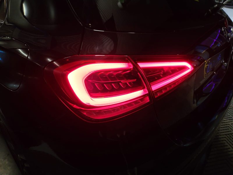 MERCEDES CLASSE A 250 E 218cv AMG LINE FULL OPTIONS / SIEGES ELECTRIQUES A MEMOIRE / CARPLAY