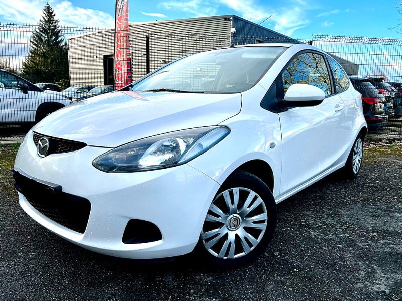 MAZDA 2 2010