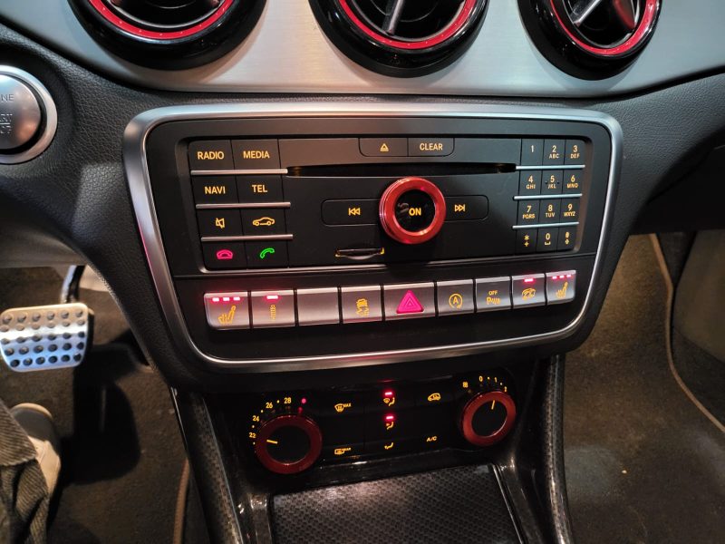 MERCEDES-BENZ CLASSE CLA 45 AMG 381cv 4Matic BVA / APPLE CARPLAY/SIEGES CHAUFFANT/CAMERA DE RECUL