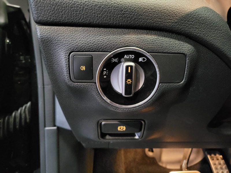 MERCEDES-BENZ CLASSE CLA 45 AMG 381cv 4Matic BVA / APPLE CARPLAY/SIEGES CHAUFFANT/CAMERA DE RECUL