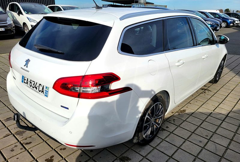 PEUGEOT 308 SW 1.6L BlueHDi 120CH PACK ALLURE