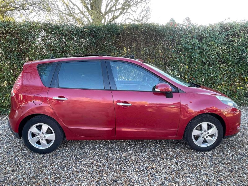 RENAULT SCÉNIC III 2010 1.5 dCi 106cv