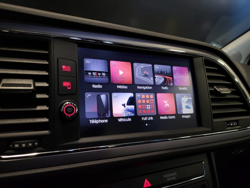 SEAT LEON 1.0 TSI BVM6 115cv STYLE / SUIVI COMPLET / RADAR DE RECUL / PHARES LED / GPS TACTILE