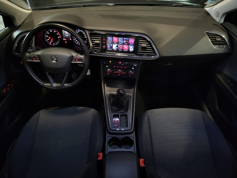 SEAT LEON 1.0 TSI BVM6 115cv STYLE / SUIVI COMPLET / RADAR DE RECUL / PHARES LED / GPS TACTILE