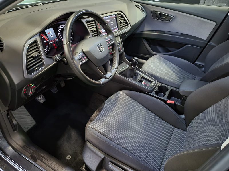 SEAT LEON 1.0 TSI BVM6 115cv STYLE / SUIVI COMPLET / RADAR DE RECUL / PHARES LED / GPS TACTILE